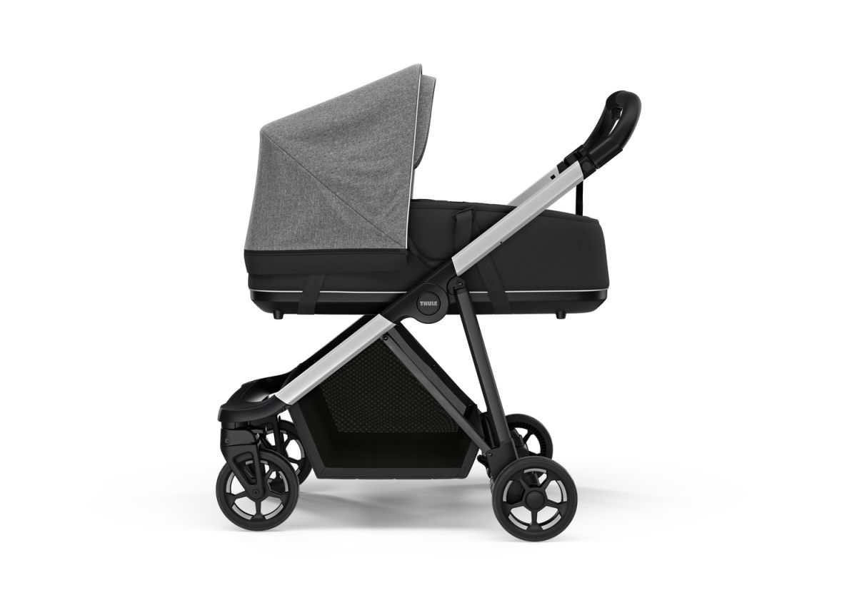 Náhľad produktu - Kočík Thule Shine Grey Melange on Aluminum 2022 + vanička + ochrana proti slnku / dažďu Thule