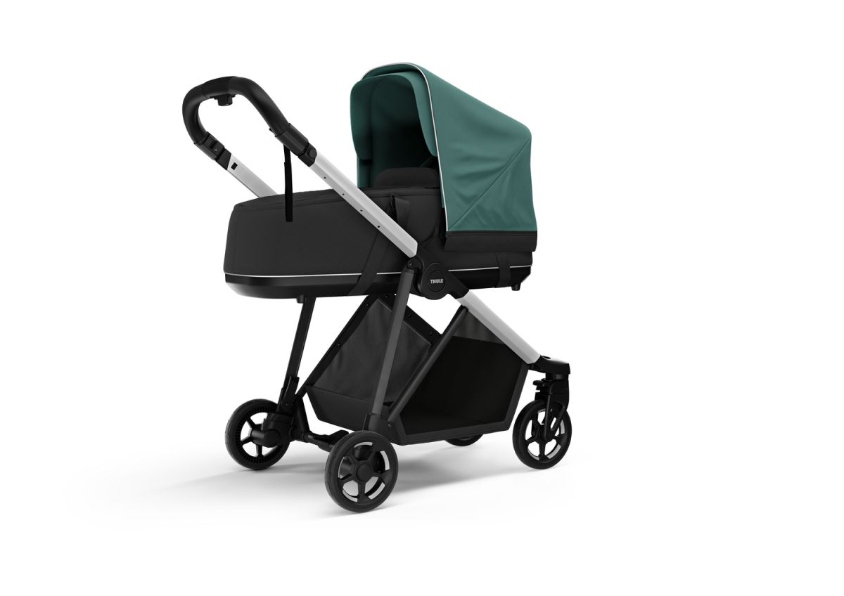 Náhľad produktu - Kočík Thule Shine Mallard Green on Aluminum 2022 + vanička + ochrana proti slnku / dažďu Thule