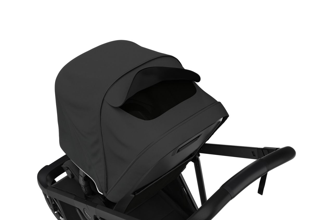 Náhľad produktu - Kočík Thule Shine Black on Black 2022 + vanička + ochrana proti slnku / dažďu Thule
