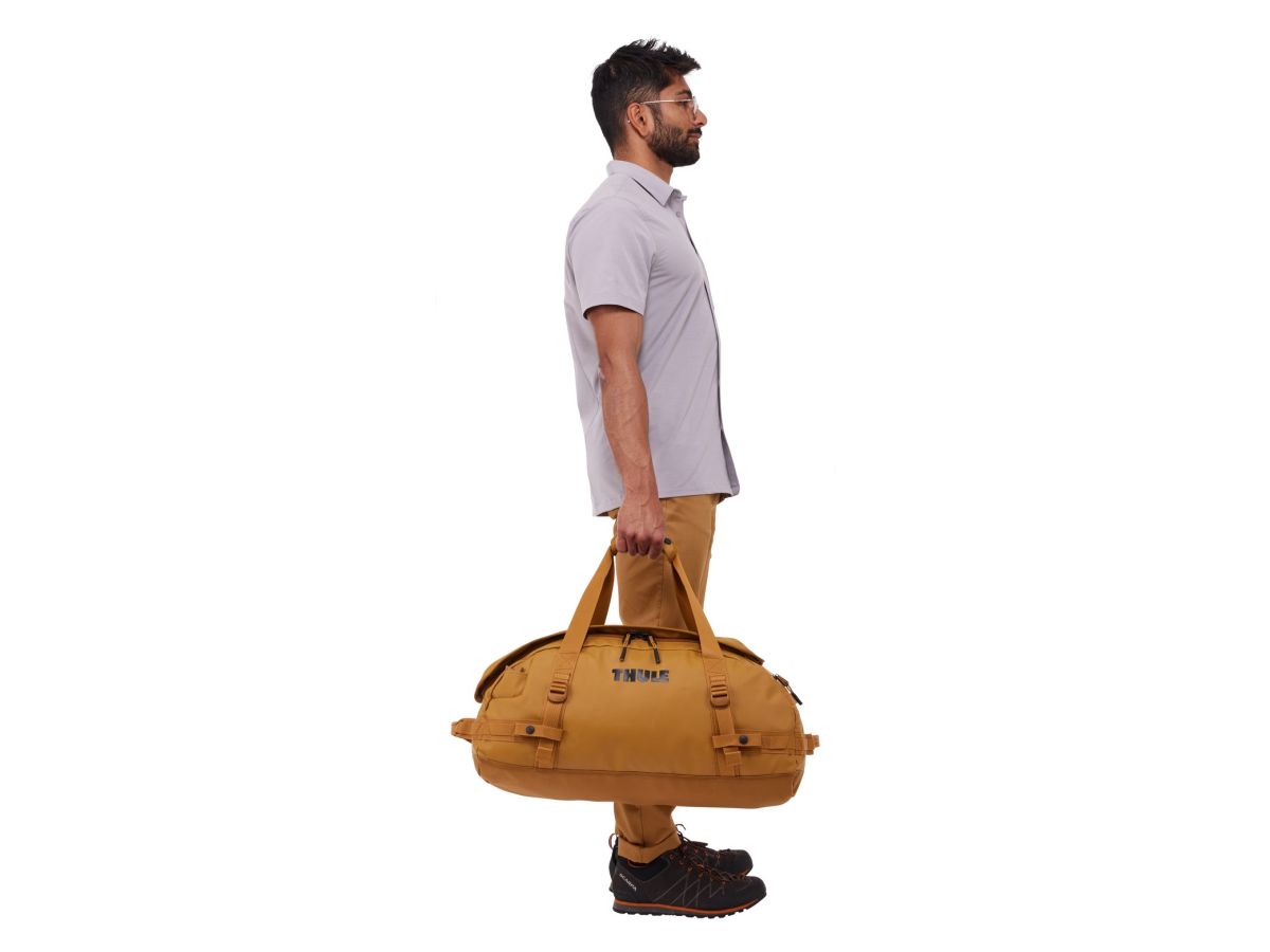 Náhľad produktu - Thule Chasm športová taška 40 l TDSD302 - Golden Brown
