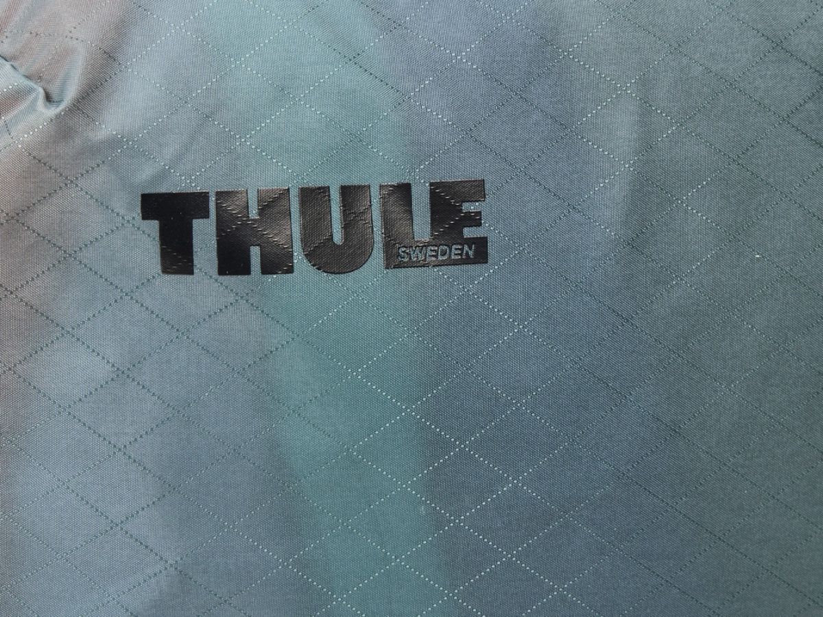 Náhľad produktu - Thule cestovný organizér čisté/špinavé TCCD201 - Pond Gray