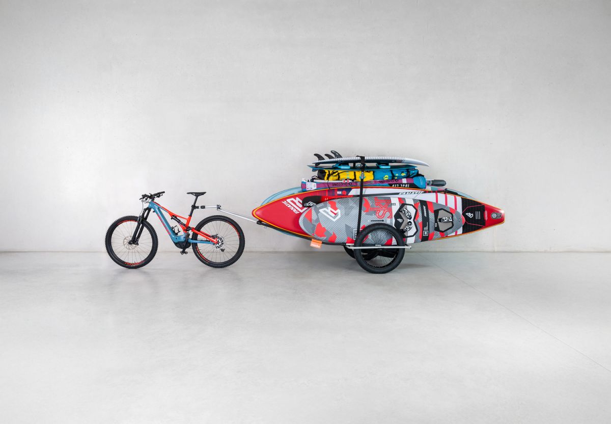Náhľad produktu - Thule Reacha Sport Beach - vozík za bicykel na športové vybavenie
