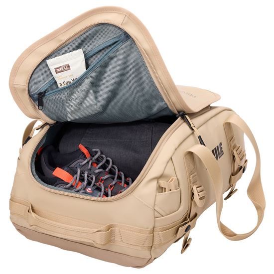 Náhľad produktu - Thule Chasm S športová taška 30 L TDSD301 - Gentle Beige