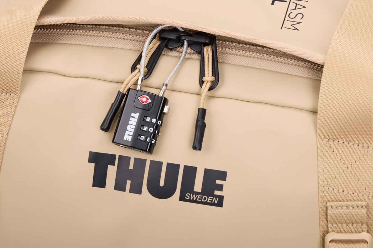Náhľad produktu - Thule Chasm športová taška 40 l TDSD302 - Gentle Beige