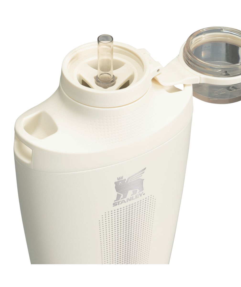 Náhľad produktu - STANLEY Fľaša/čutora na popruhu The Stanley Cross Bottle 680 ml/23oz Cream