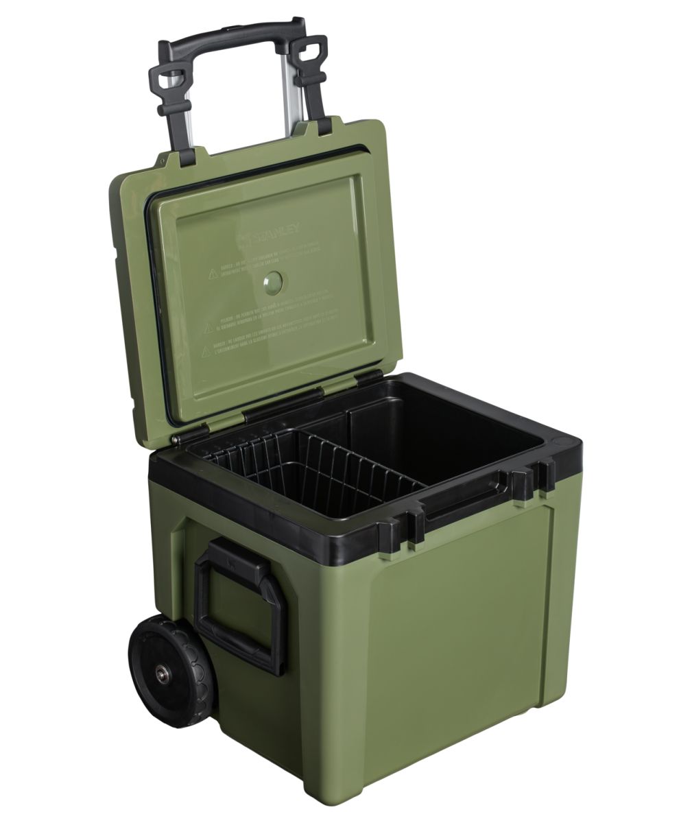 Náhľad produktu - STANLEY Pasívny chladiaci box The Easy-Carry Outdoor Wheeled Cooler 50QT Dried Pine