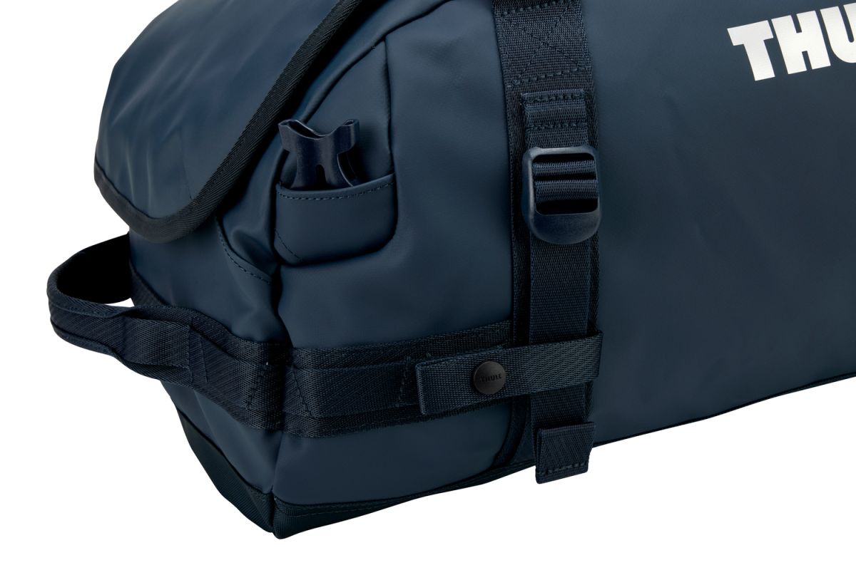 Náhľad produktu - Thule Chasm športová taška 40 l TDSD302 - Darkest Blue