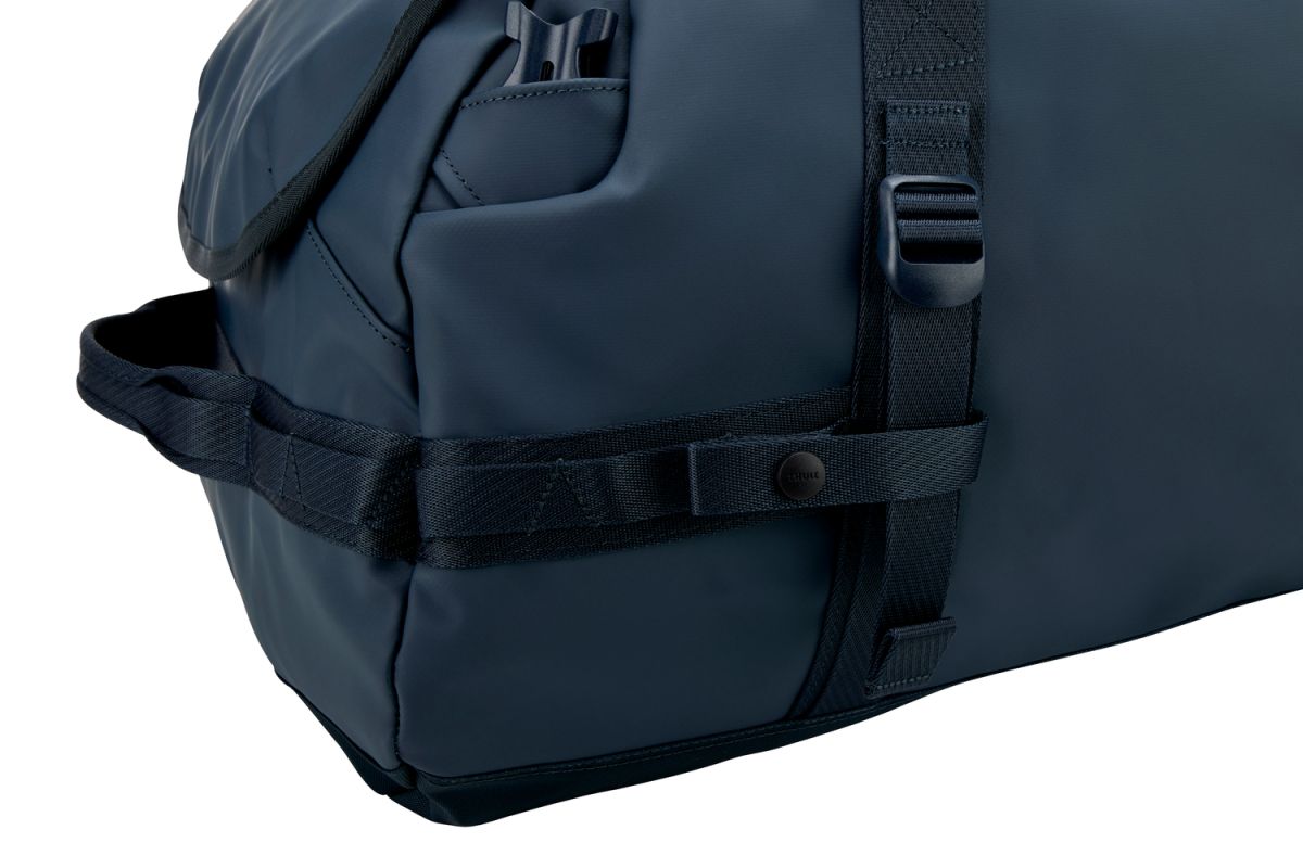 Náhľad produktu - Thule Chasm športová taška 90 l TDSD304 - Darkest Blue