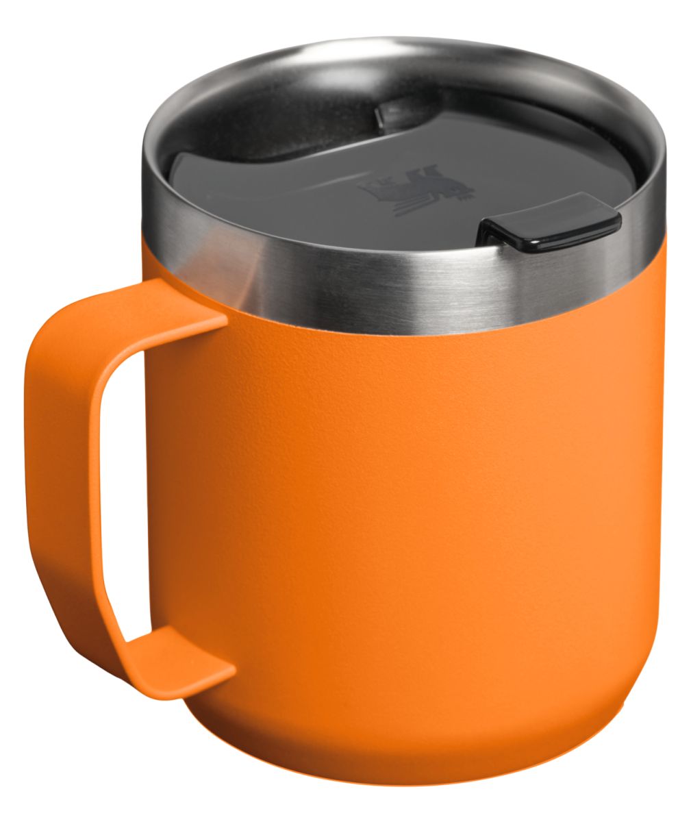 Náhľad produktu - STANLEY Termohrnček The Stay-Hot Camp Mug 350 ml/12 oz Goldenrod Coral