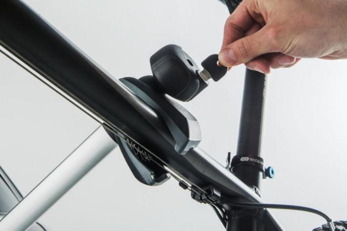 Náhľad produktu - Nosič bicyklov na ťažné zariadenie Yakima JustClick 2 + adaptér na 3.kolo
